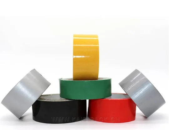 Unterschiede zwischen Klebeband auf Synthesekautschuk-Gewebebasis und Klebeband auf Naturkautschuk-Gewebebasis